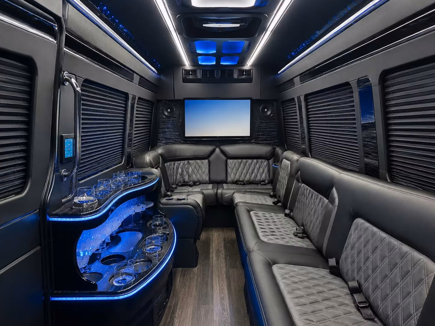 prom transportation from st louis park to minneapolis venues is easier than you think