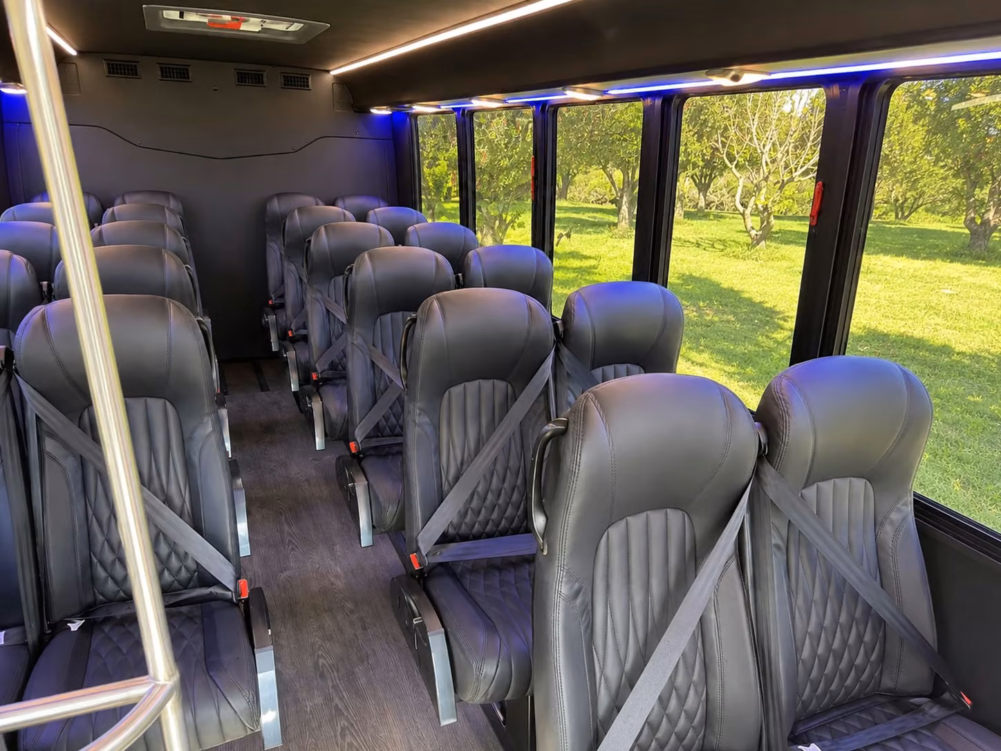 st louis park 20 passenger minibus rental